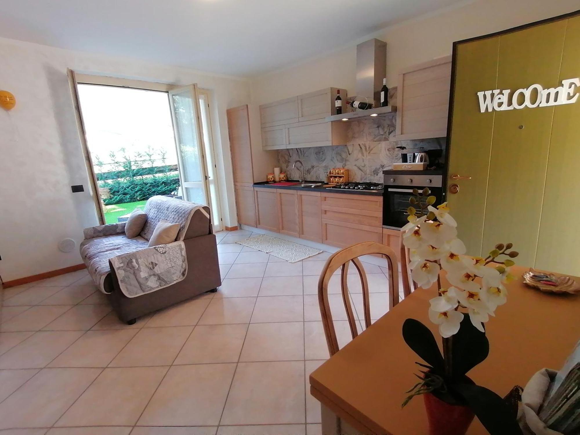 La Casa Di Sara In Valsassina Apartment Introbio ภายนอก รูปภาพ