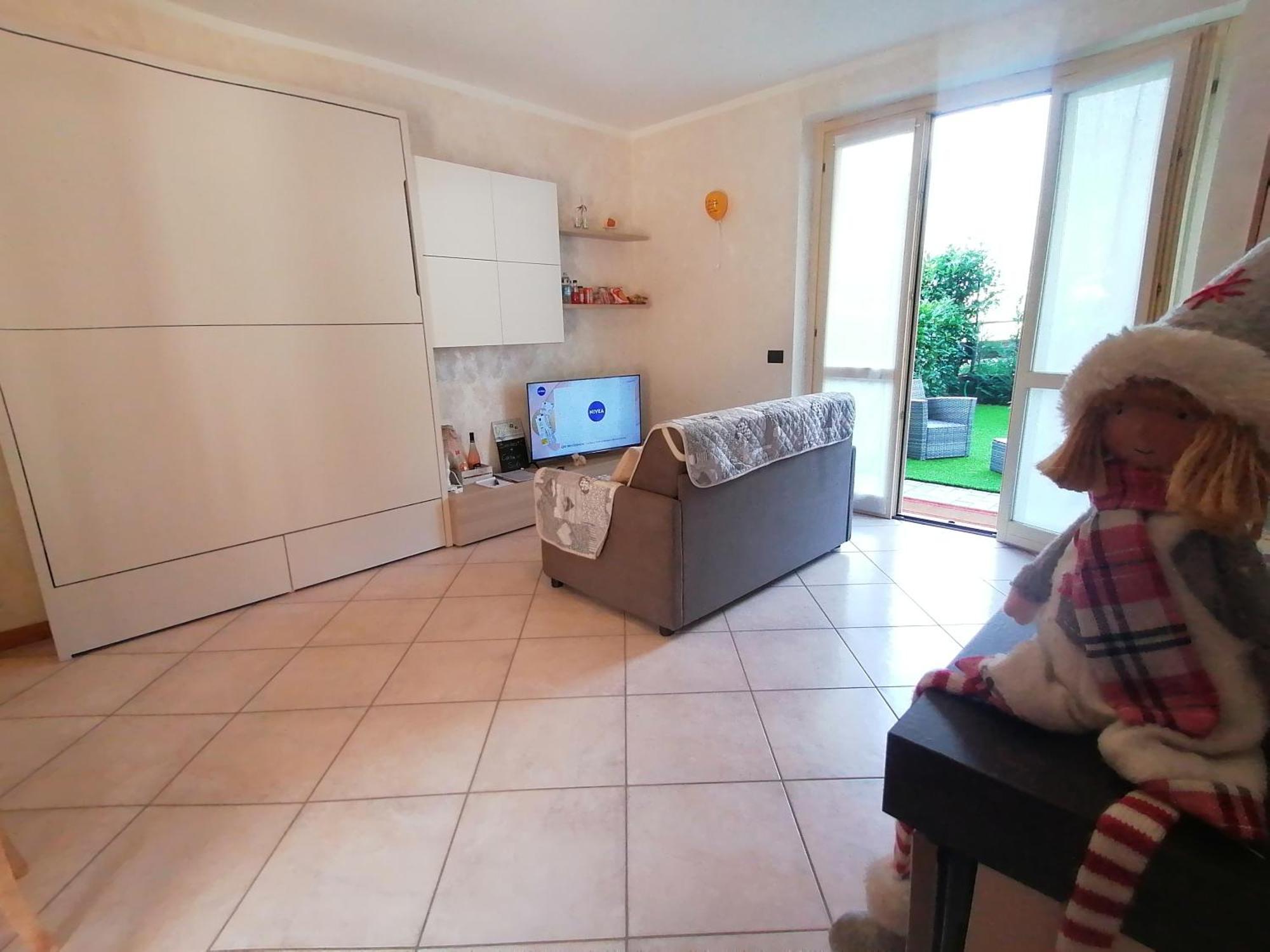 La Casa Di Sara In Valsassina Apartment Introbio ภายนอก รูปภาพ