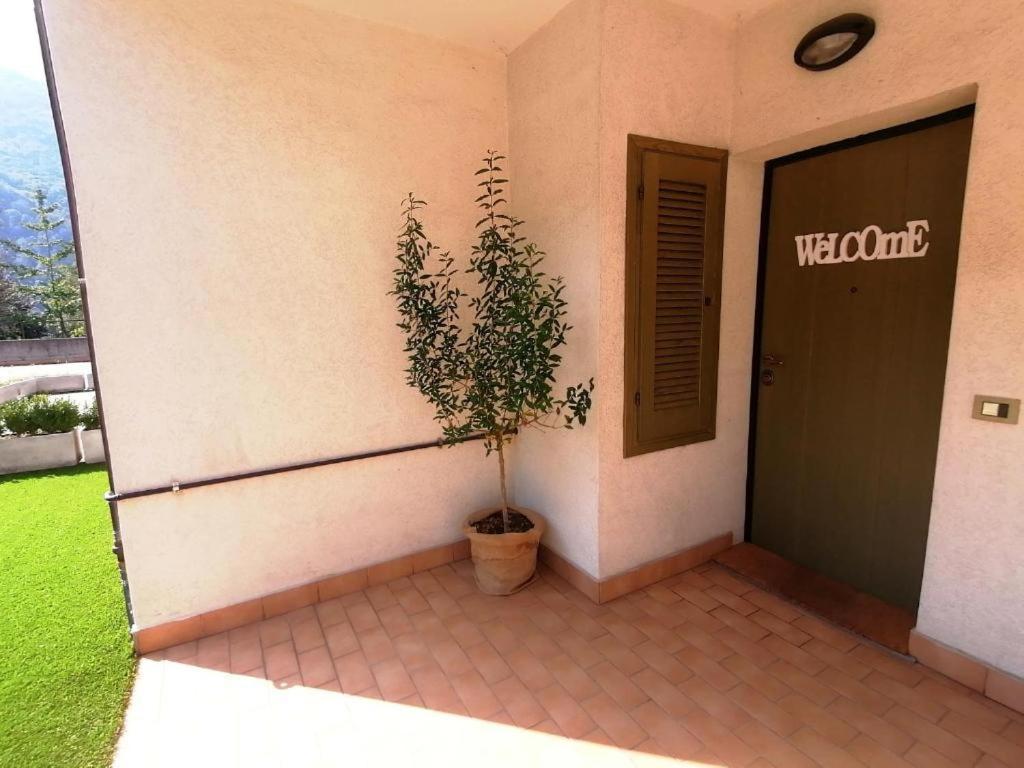 La Casa Di Sara In Valsassina Apartment Introbio ภายนอก รูปภาพ
